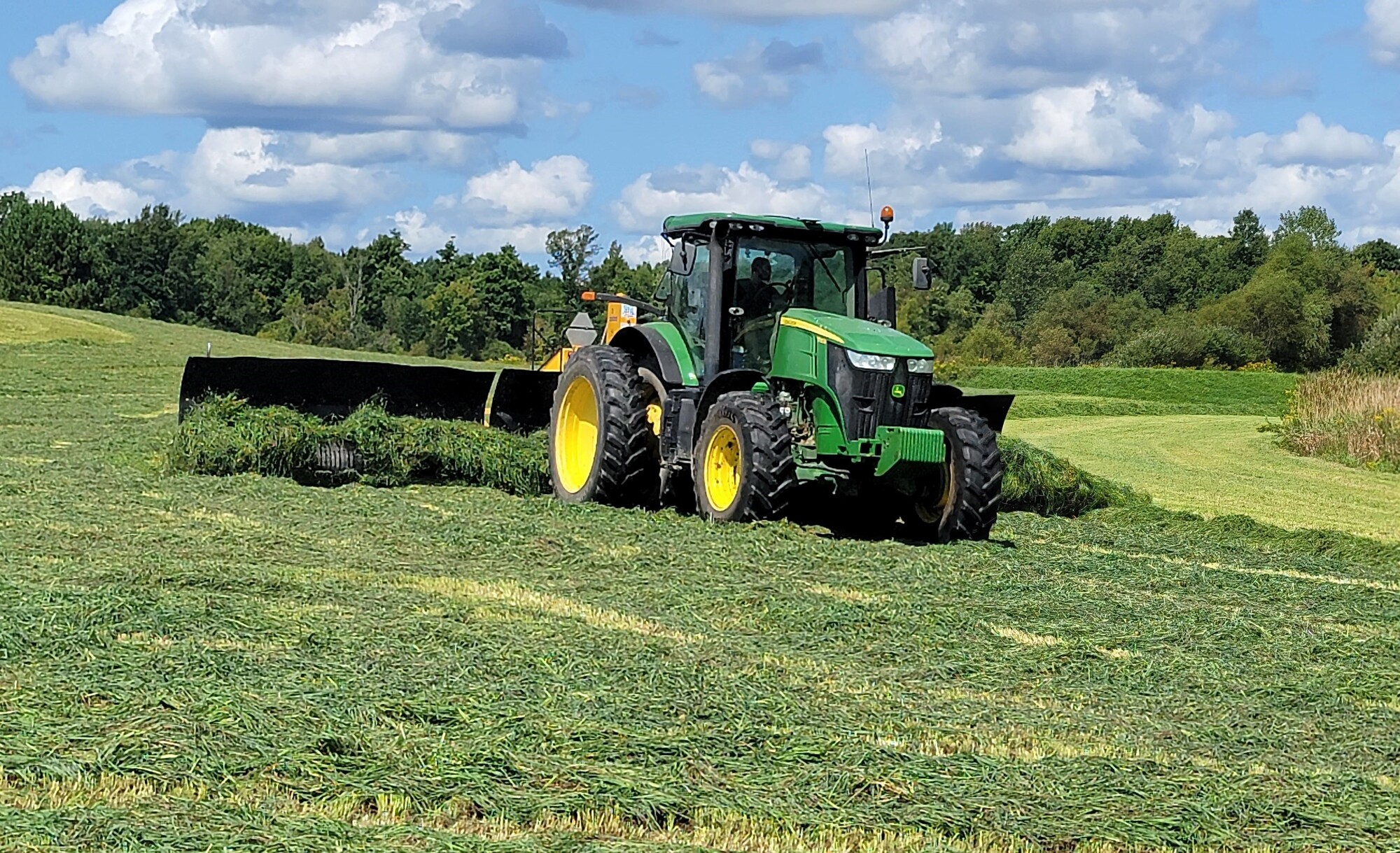 2011 OXBO 334 Harvesting Equipment | Iron Listing