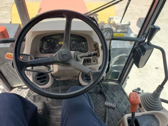 2017 KUBOTA M7060HFC Compact Tractors | Iron Listing