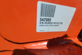 2016 KUBOTA SSV65 Skid Steer | Iron Listing (38)