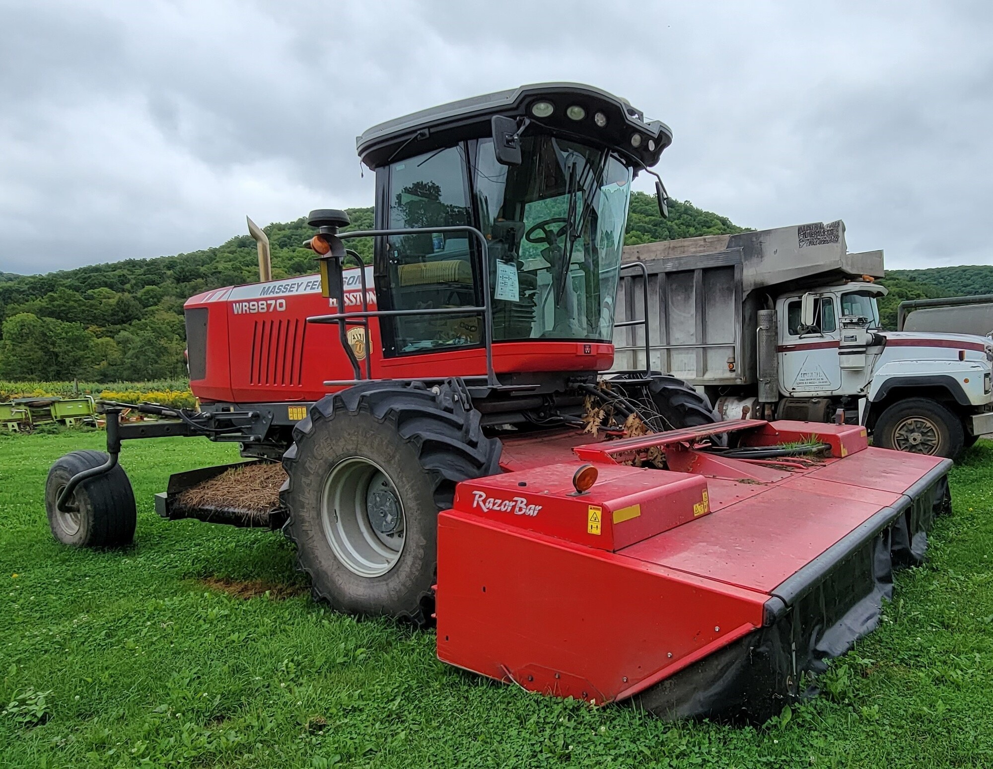 2016 MASSEY FERGUSON WR9870 Agriculture Equipment | Iron Listing