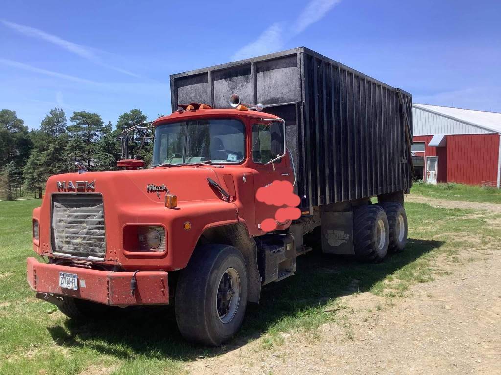 1988 MACK DM690S Farm Trucks - Grain Trucks | Iron Listing