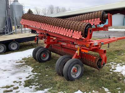 KUHN KRAUSE 4400 Agriculture Packer | Iron Listing