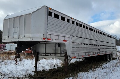 HOMEM 40 FOOT CATTLE TRAILER Agriculture Equipment | Iron Listing