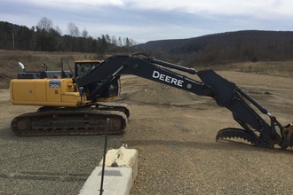 2015 JOHN DEERE 210G Excavator  | Penncon Management, LLC (10)