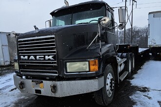 2003 MACK CH613 Commercial trucks | Penncon Management, LLC (1)
