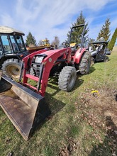 Mahindra 4035 tractor with loader  | Penncon Management, LLC (7)