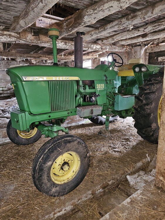 1968 JOHN DEERE 3020 POWERSHIFT Tractor | Penncon Management, LLC
